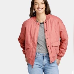 Universal Thread Bomber Jacket Women's Pink Quilted Twill Medium